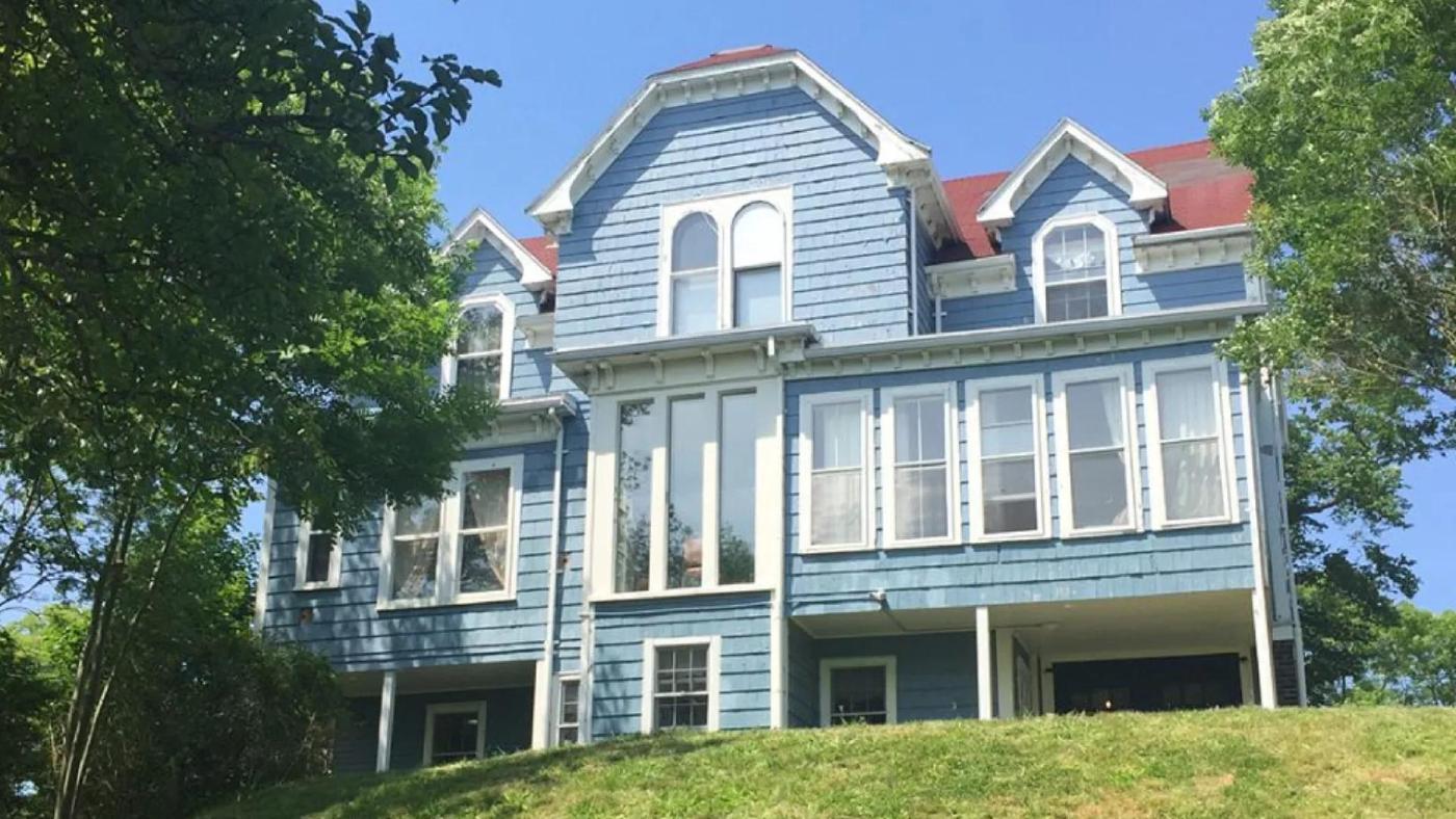 Budget cuts affect local student, part-time jobs: museum director